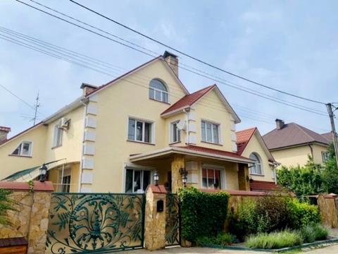 будинок за адресою с. Гора, Квітнева вул.