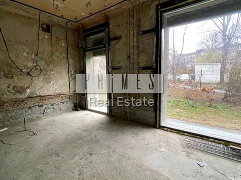 комерційна за адресою Київ, Олександра Копиленка вул., 3