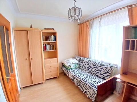 квартира за адресою Гната Хоткевича вул., 16