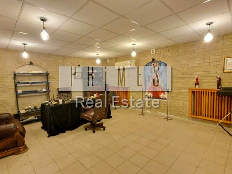 комерційна за адресою Київ, Волоська вул., 11