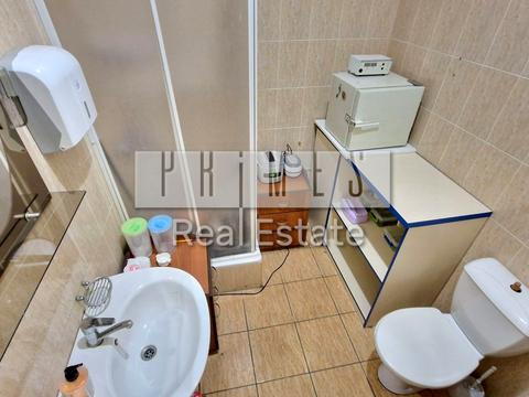 комерційна за адресою Київ, Волоська вул., 11