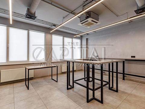 коммерческая по адресу Златоустовская ул., 3