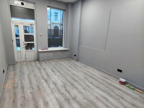 комерційна за адресою Січових Стрільців вул., 10