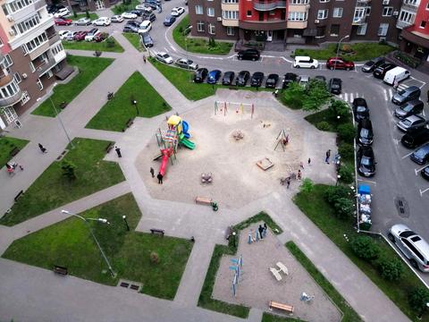 квартира за адресою Василя Симоненка вул., 5-А