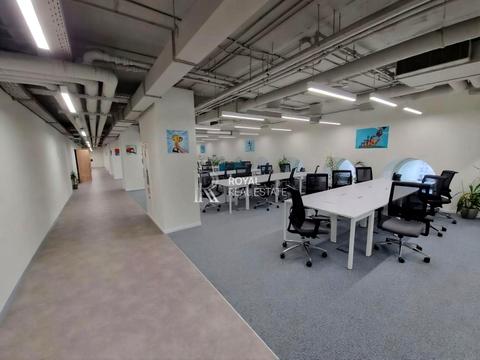 коммерческая по адресу майдан Незалежності пл., 2