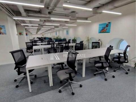 коммерческая по адресу майдан Незалежності пл., 2