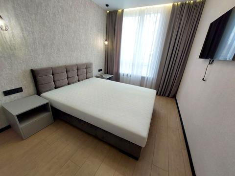 квартира за адресою Космічна вул., 5