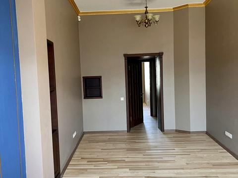 комерційна за адресою Київ, Шота Руставелі вул., 23