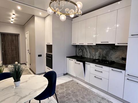 квартира за адресою Залізнична вул., 9