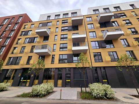 квартира за адресою Салютна вул., 2к25