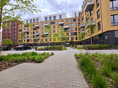 квартира за адресою Салютна вул., 2к25