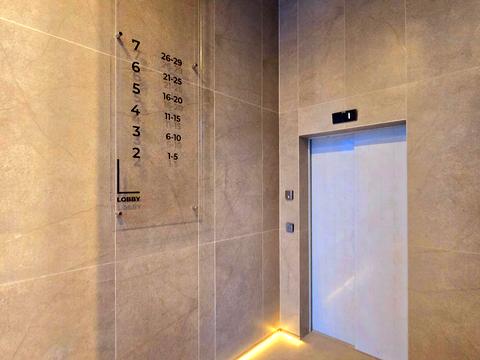 квартира за адресою Салютна вул., 2к25