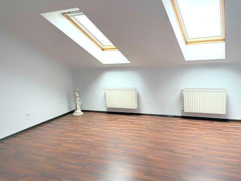 квартира за адресою Якова Головацького вул., 23г