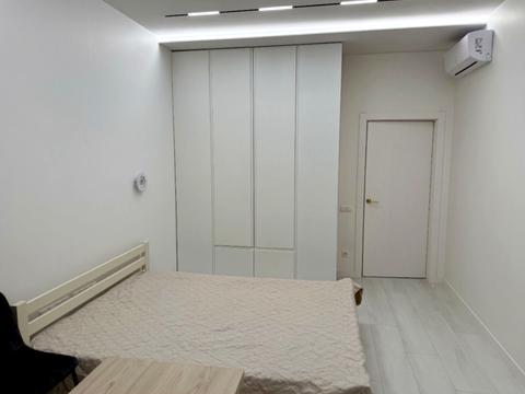 квартира за адресою Андрія Верхогляда вул. (Михайла Драгомирова), 14-А