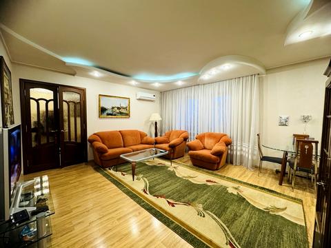 квартира за адресою Соборності вул. (Косіора), 10