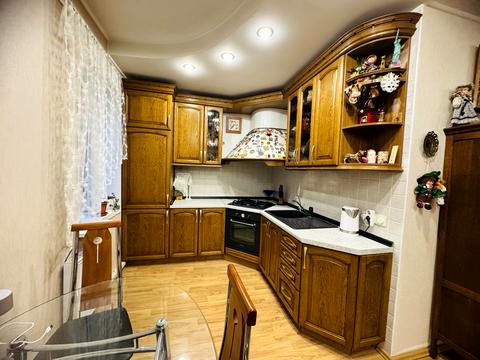 квартира за адресою Соборності вул. (Косіора), 10