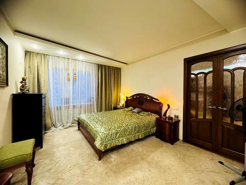 квартира за адресою Соборності вул. (Косіора), 10