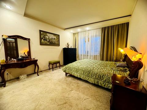 квартира за адресою Соборності вул. (Косіора), 10