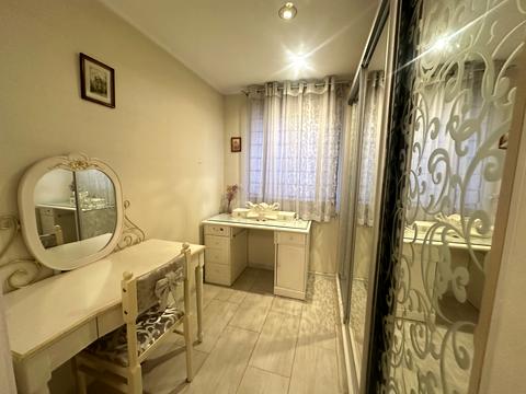 квартира за адресою Марка Безручка вул., 25