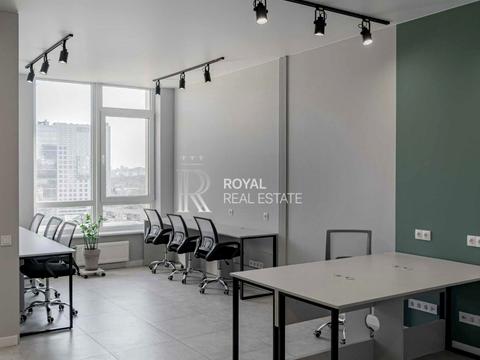 комерційна за адресою Жилянська вул., 68