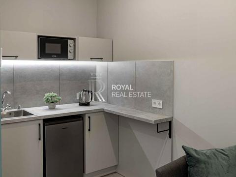 комерційна за адресою Жилянська вул., 68