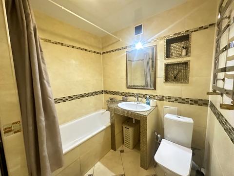 квартира за адресою Марка Безручка вул., 25