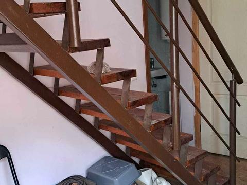 будинок за адресою Дружби