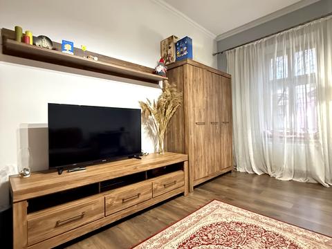 квартира по адресу Меретина ул., 8