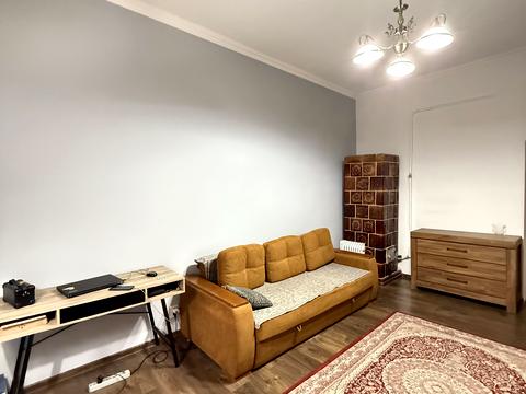 квартира по адресу Меретина ул., 8