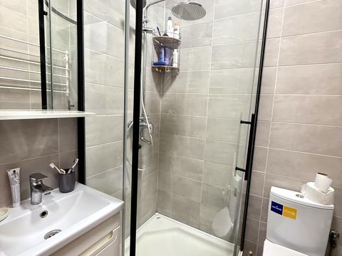 квартира по адресу Меретина ул., 8