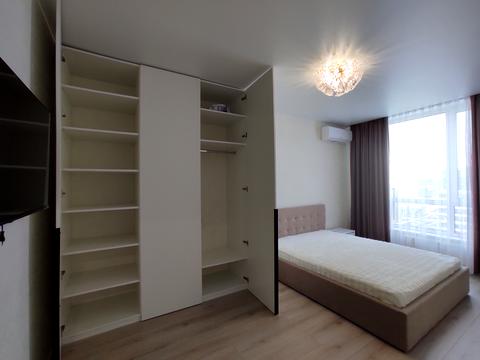 квартира за адресою Салютна вул., 2к21