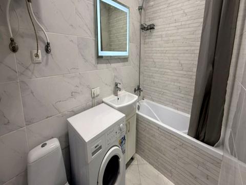 квартира за адресою Ньютона вул., 98