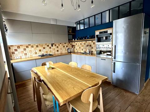 квартира по адресу Салютная ул., 14/51