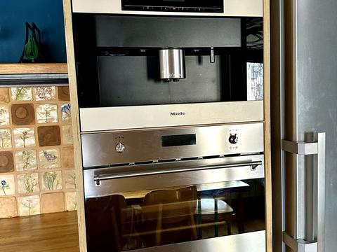 квартира по адресу Салютная ул., 14/51