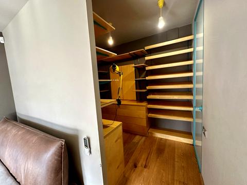 квартира по адресу Салютная ул., 14/51