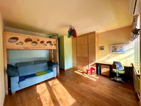 квартира по адресу Салютная ул., 14/51