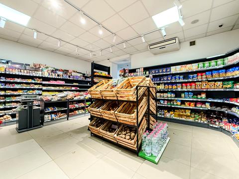 комерційна за адресою Гетьмана Мазепи вул., 35