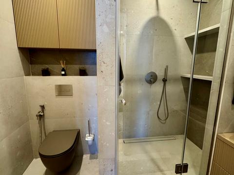 квартира за адресою Салютна вул., 2к21