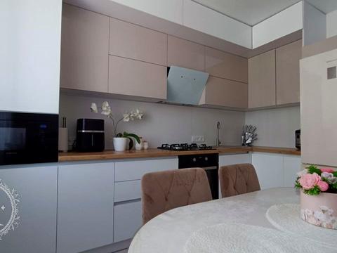 квартира по адресу Леси Украинки ул., 8