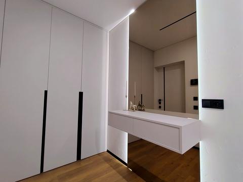 квартира по адресу Олександра Олеся ул., 5