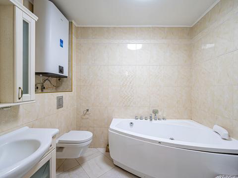 квартира по адресу Драгоманова ул., 2-Б