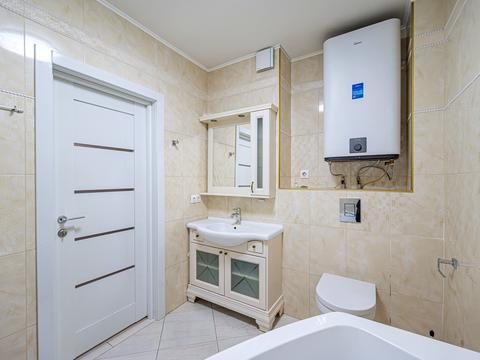 квартира по адресу Драгоманова ул., 2-Б