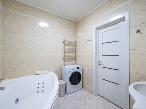 квартира по адресу Драгоманова ул., 2-Б