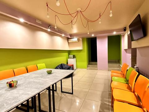 комерційна за адресою Антоновича, 150