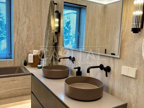 будинок за адресою Драгоманова вул.