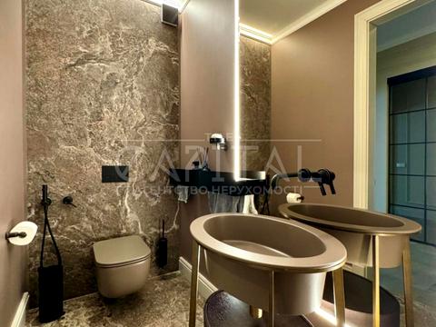 будинок за адресою Драгоманова вул.