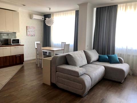 квартира за адресою Патріарха Мстислава Скрипника вул., 40