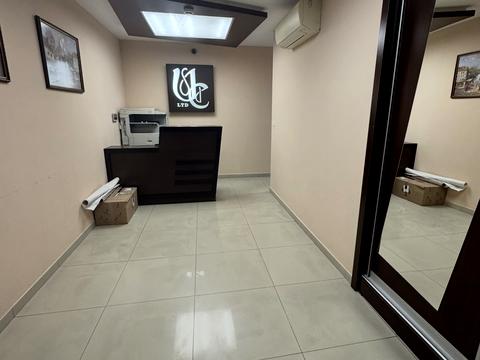 комерційна за адресою Київ, Ольжича вул., 5