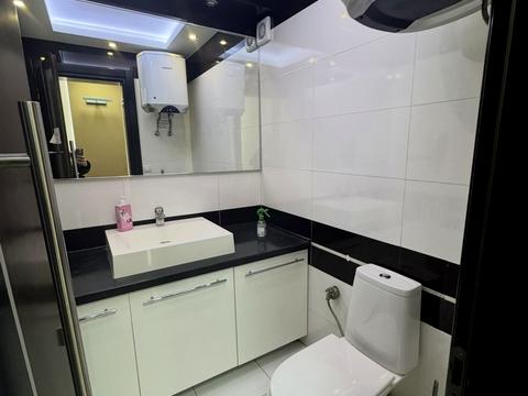 комерційна за адресою Київ, Ольжича вул., 5