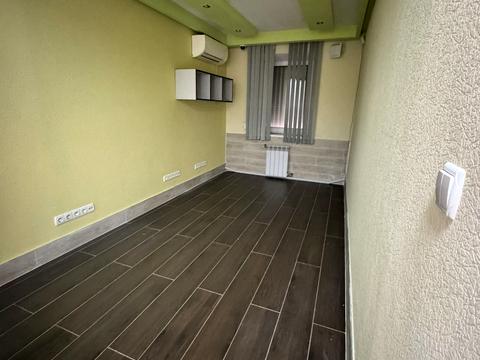 комерційна за адресою Київ, Ольжича вул., 5